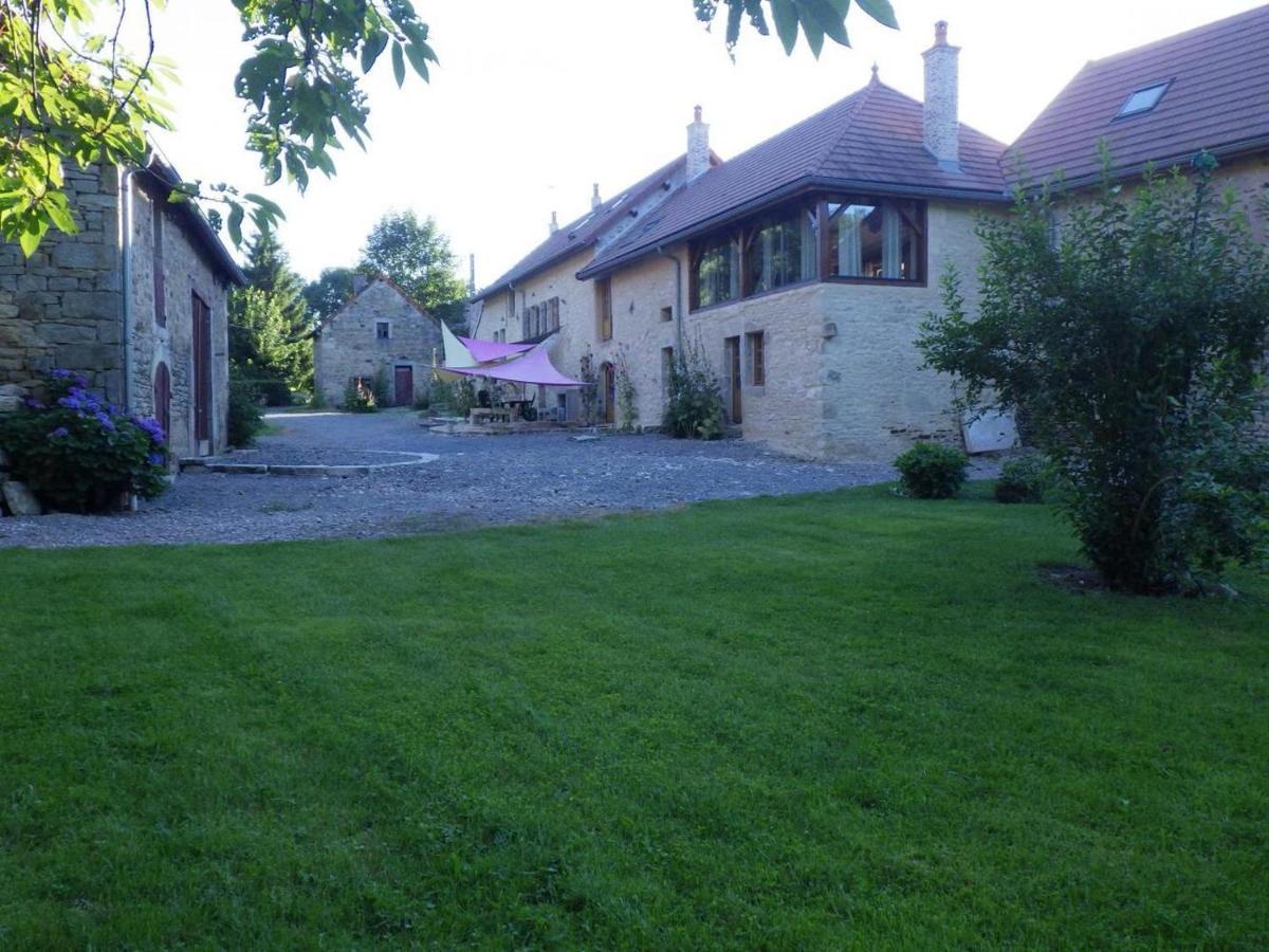 Gite 2 La Grange Des Hirondelles 3 Lits Doubles 6 Adultes Situe Entre Bourgogne Morvan Et Vignoble Maison Entiere Labellisee A Gite De France Sous 71 G 2005 Labellise 3 Epis - Loft Grand Volume Dans Corps De Ferme Renovee Antully Chez Maymard Yannick Eksteriør billede